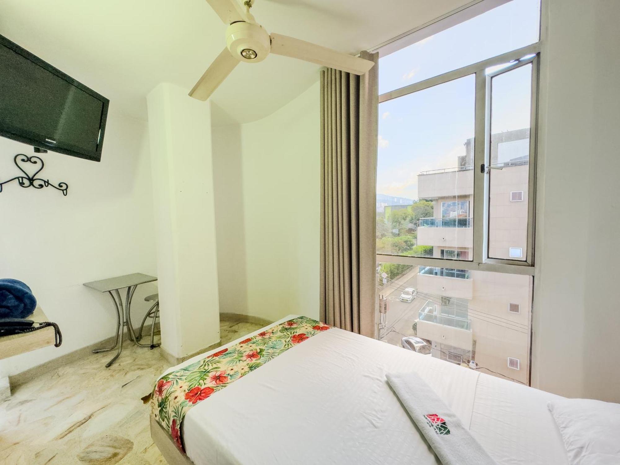 Hotel Macedonia Plaza Medellin Itagüí Zewnętrze zdjęcie