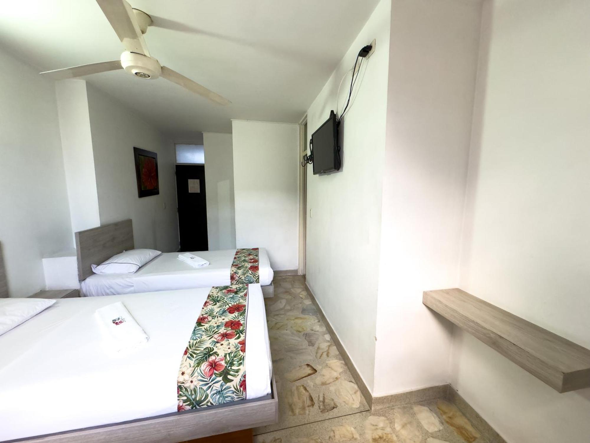 Hotel Macedonia Plaza Medellin Itagüí Zewnętrze zdjęcie